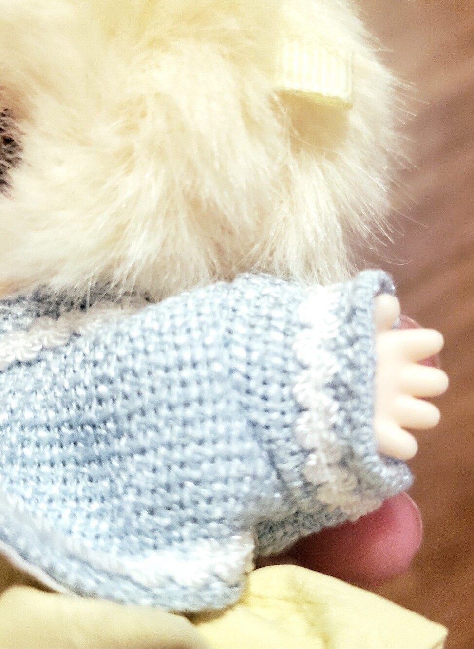 Baby Three Canary Rabbit Keychain - Picture 8 of 10